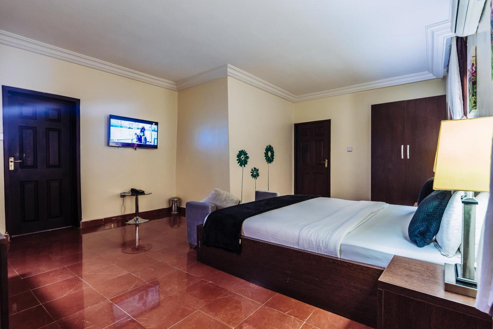 Tranquil Mews Hotel Jabi Екстер'єр фото